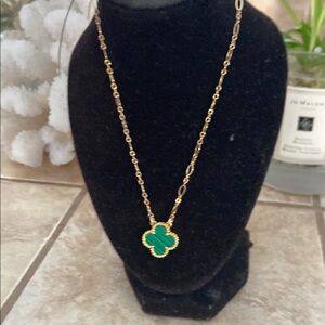 Elegant Gold and Green Clover Necklace